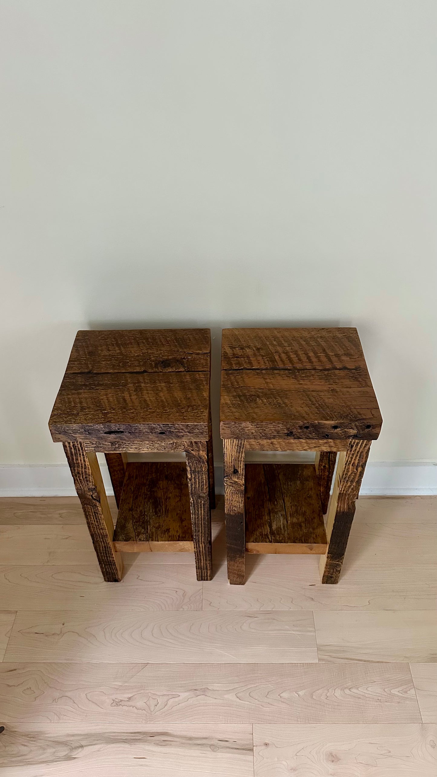 Set of 2 Rustic Wood Side Tables / Night / Plant Stands