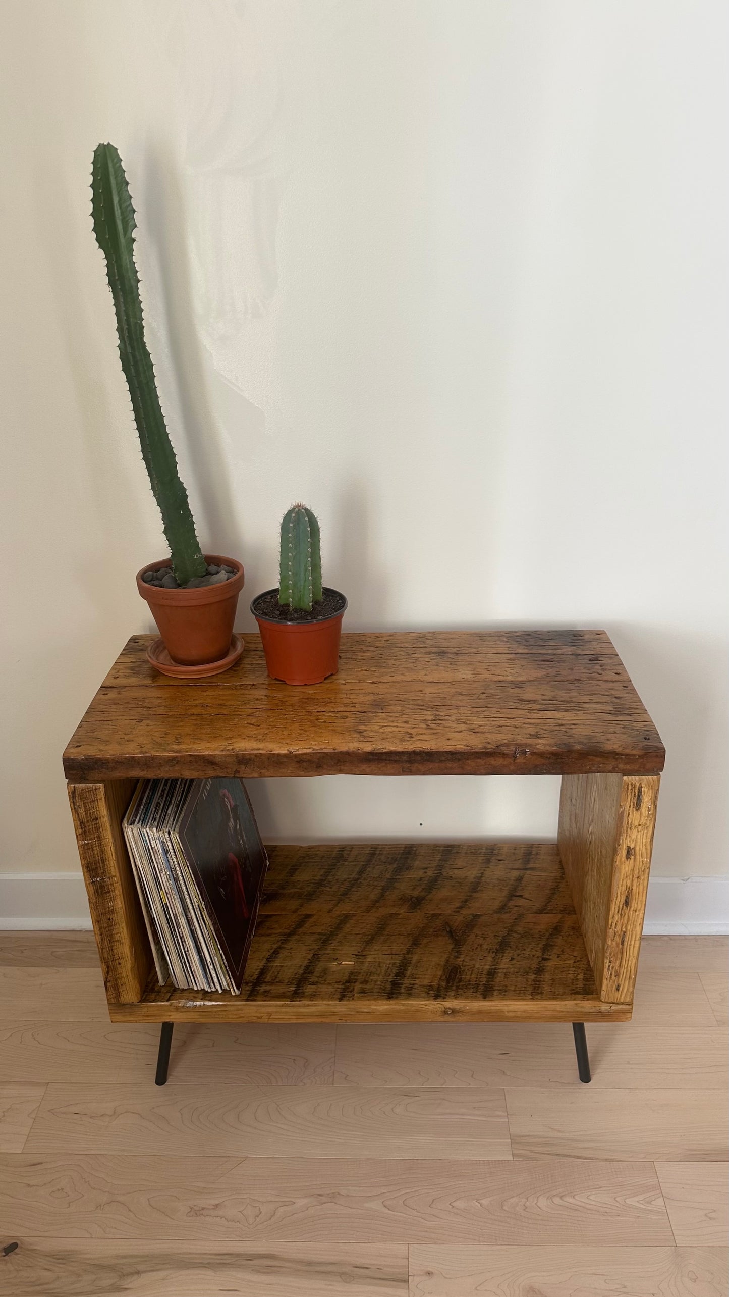 32” L Rustic Wood Vinyl / Side Table on Pin Legs
