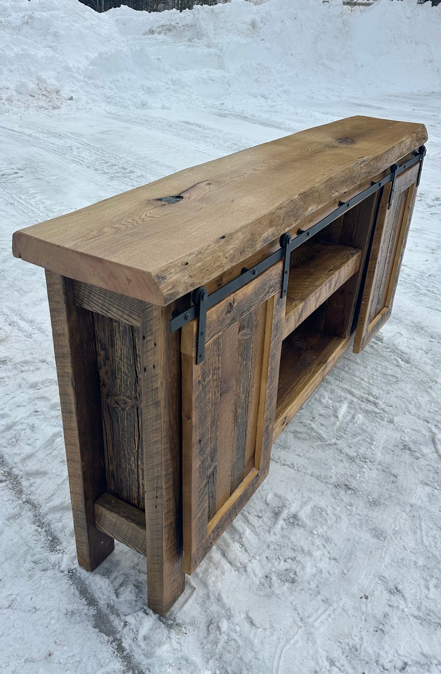 6’ L Rustic Wood Media / Bar Barn Door Cabinet