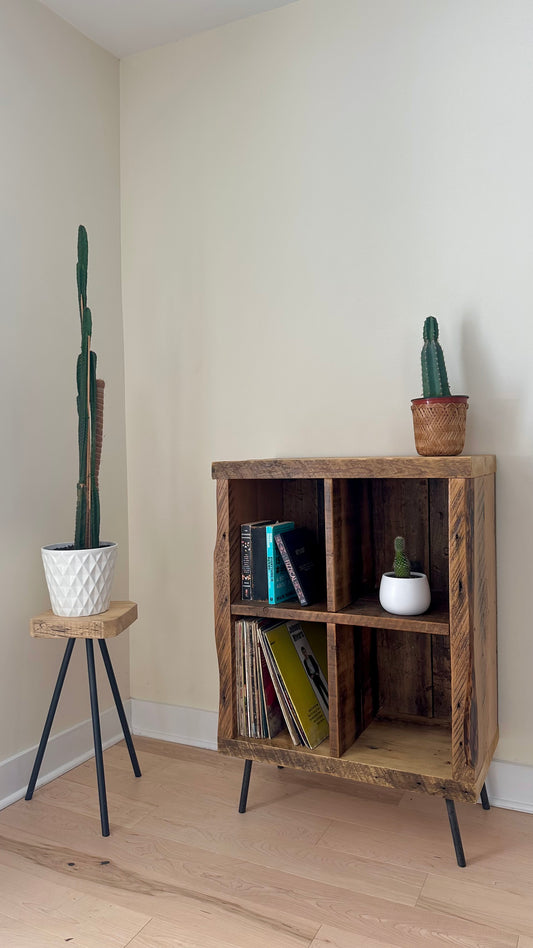 27” L Rustic Wood Vinyl / Storage Table