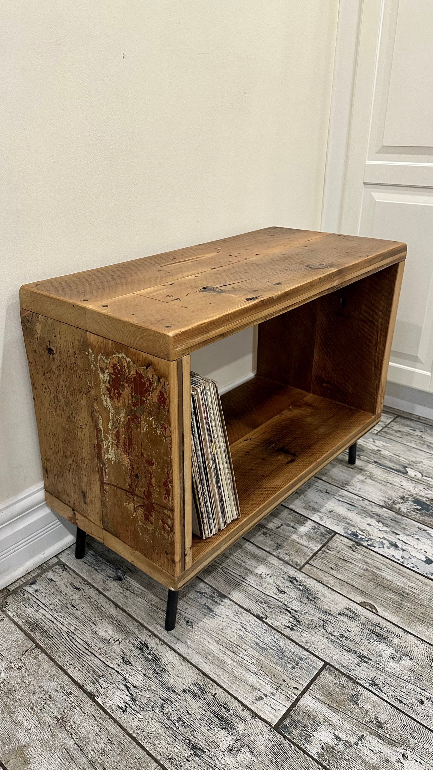 Rustic Reclaimed Wood Media / Vinyl Table