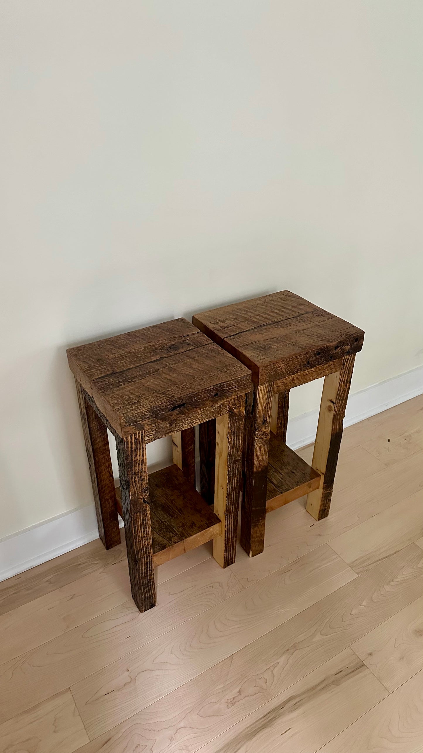 Set of 2 Rustic Wood Side Tables / Night / Plant Stands