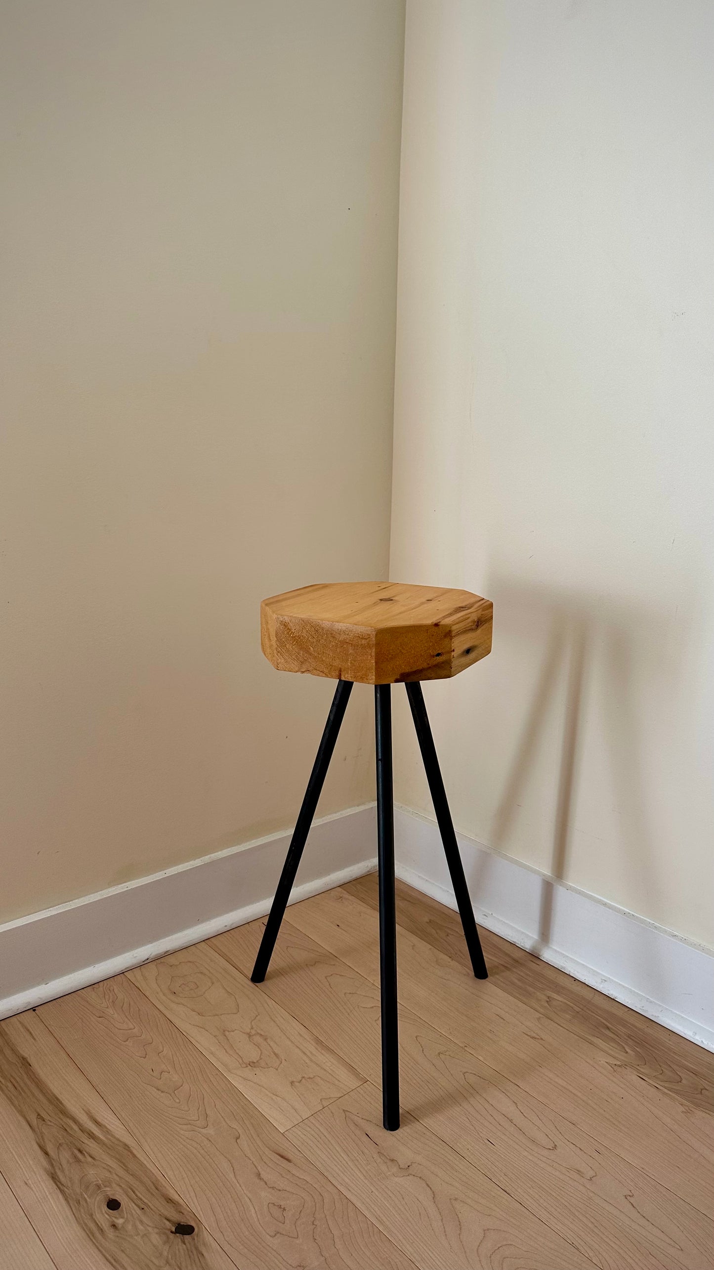 Wood side table / plant stand on steel tripod base