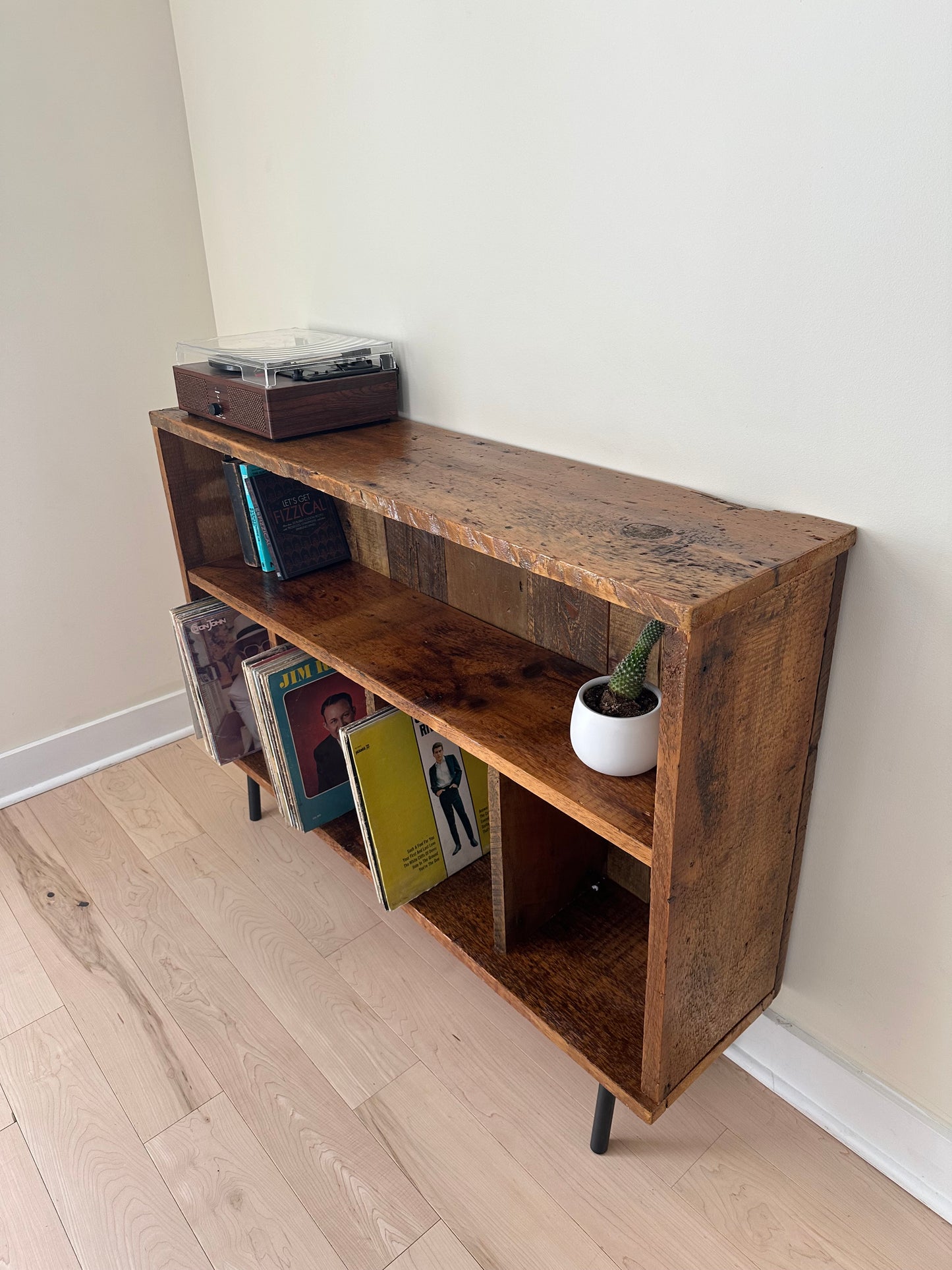 4' L Rustic Reclaimed Wood Media / Bar Table