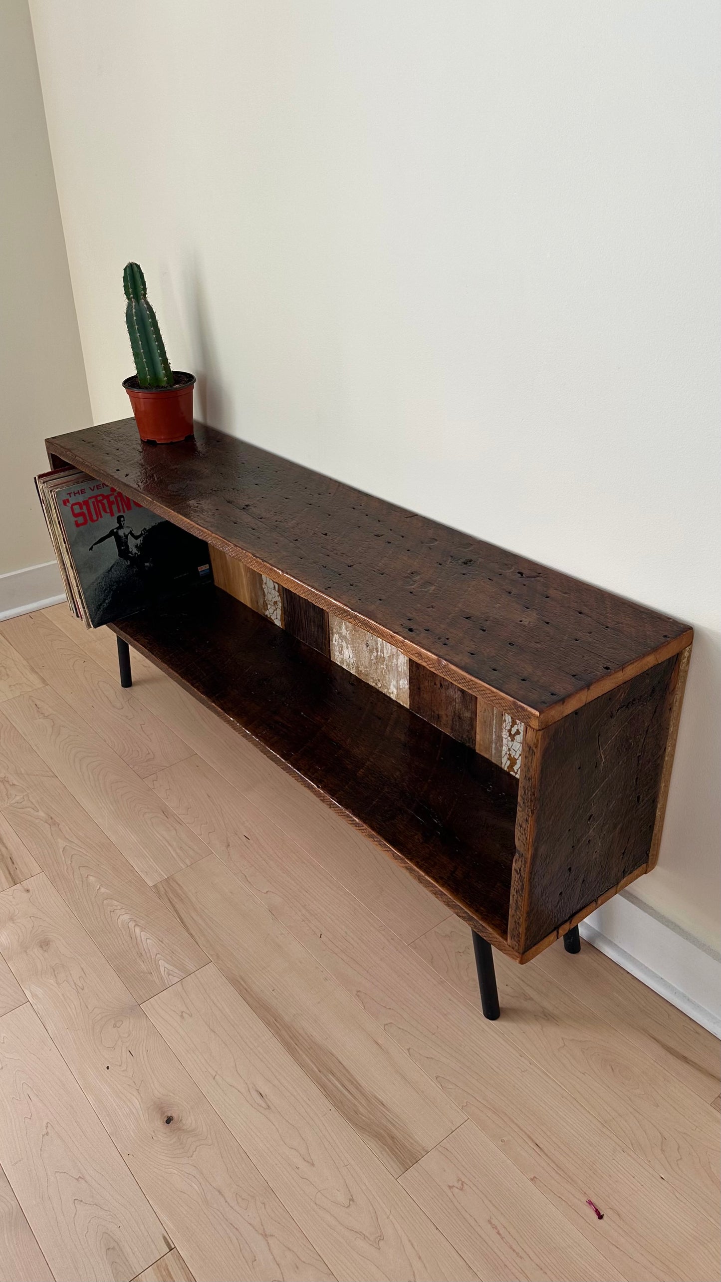 4 1/2’ L Rustic Wood Media Stand on Pin Legs