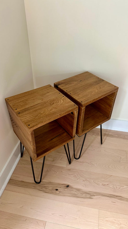 2 X Rustic Retro Style Night Stands / End Tables