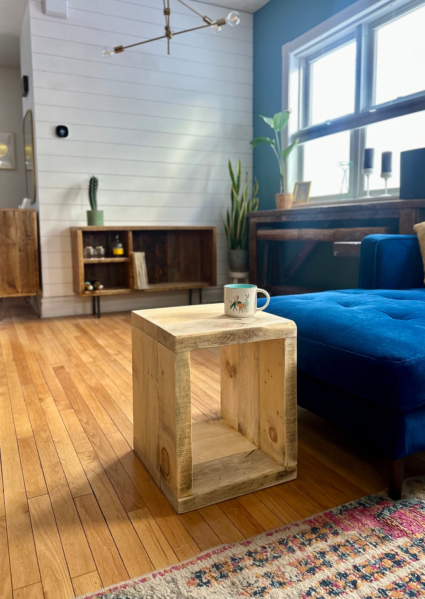 Rustic Natural Red Pine Side Table