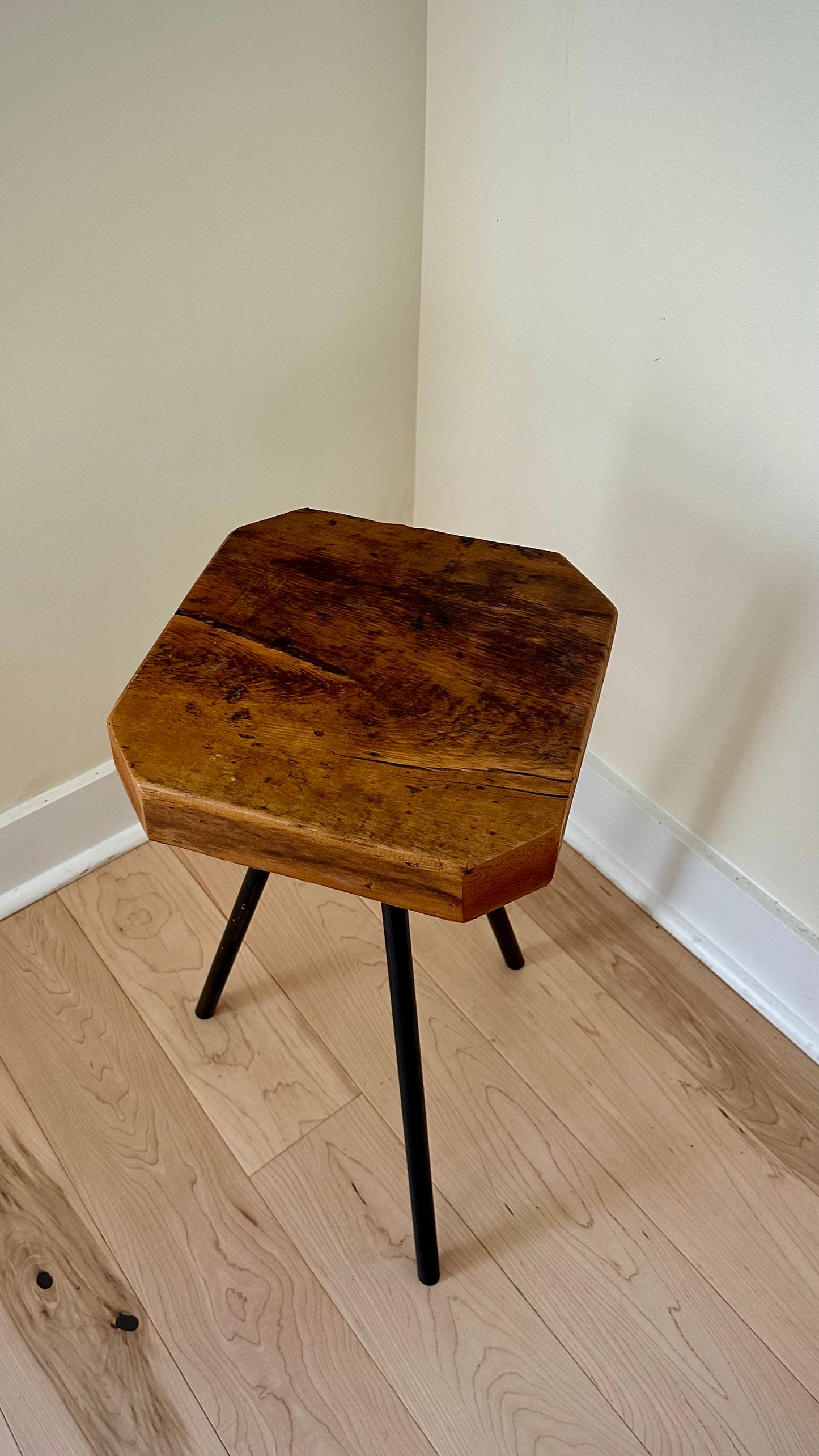 Wood side table / plant stand on steel tripod base
