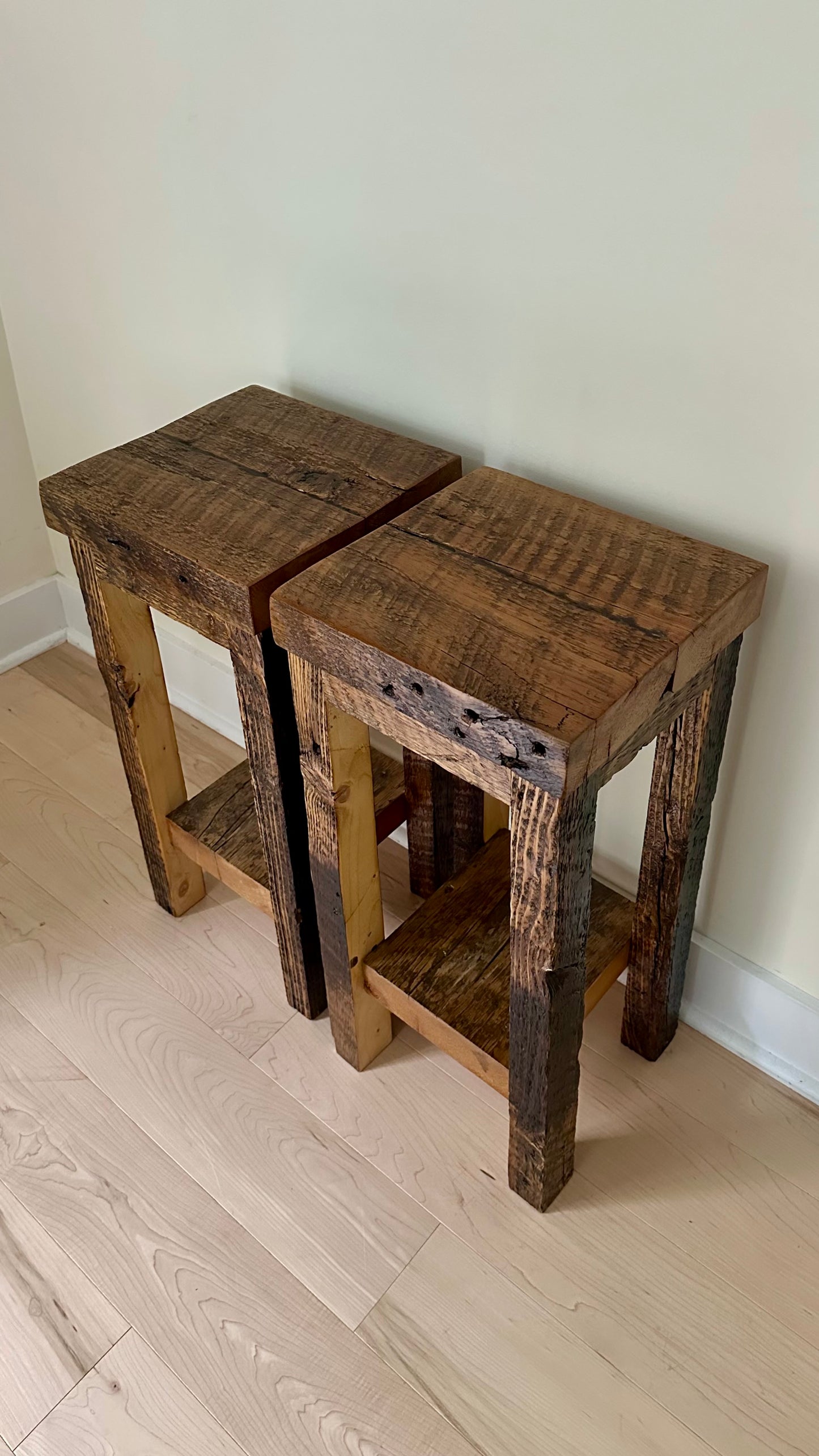 Set of 2 Rustic Wood Side Tables / Night / Plant Stands