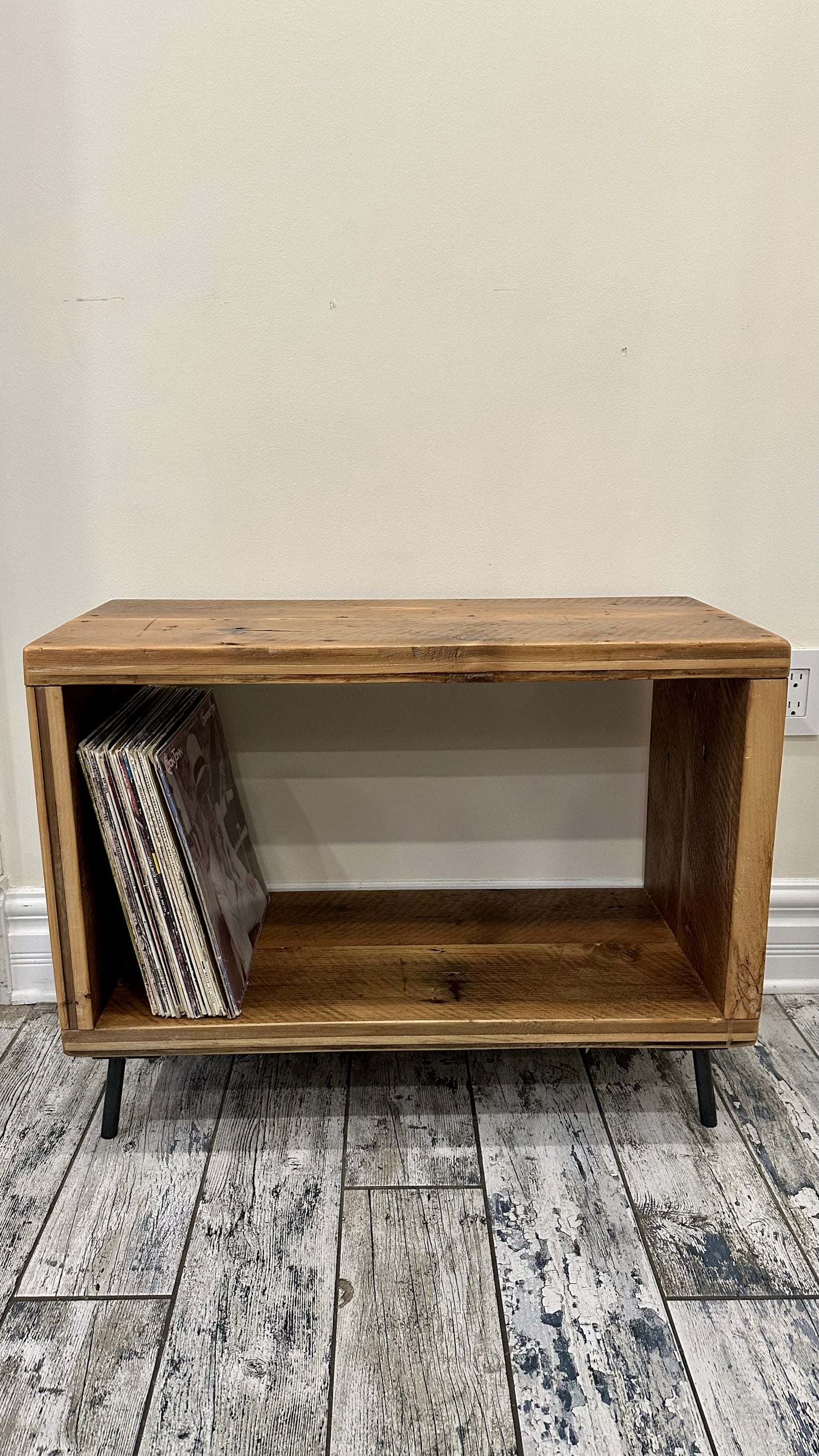 Rustic Reclaimed Wood Media / Vinyl Table