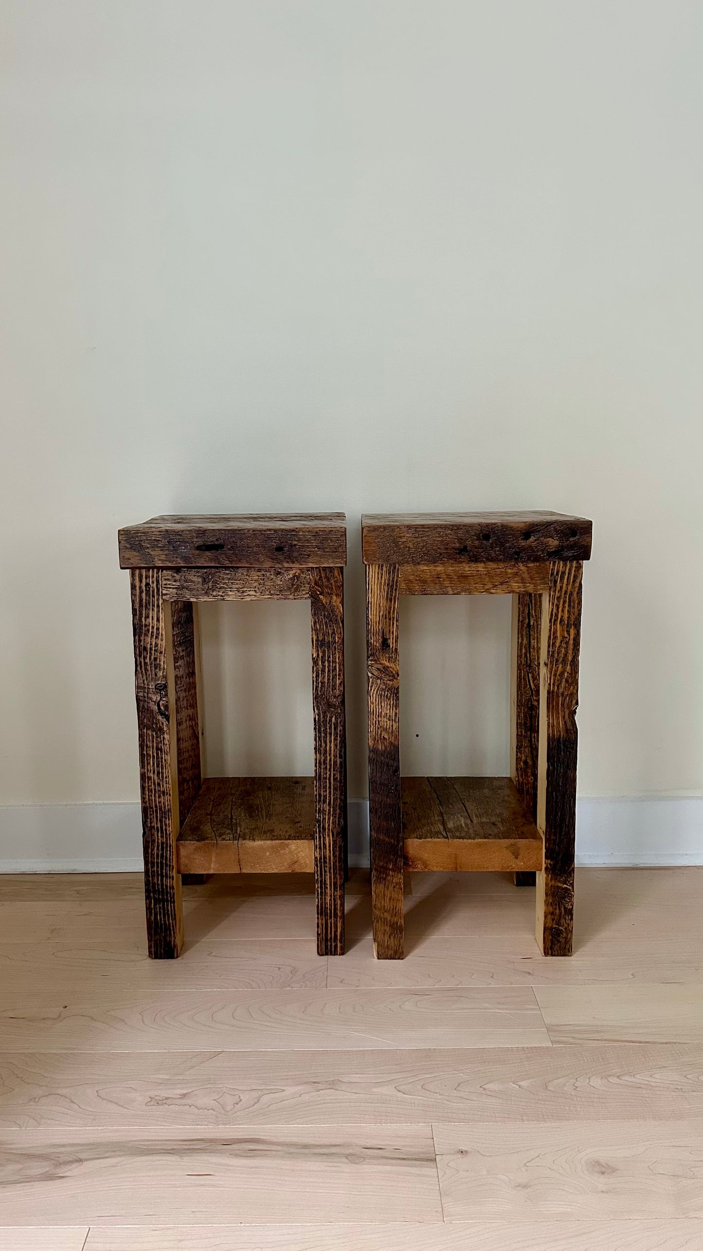 Set of 2 Rustic Wood Side Tables / Night / Plant Stands
