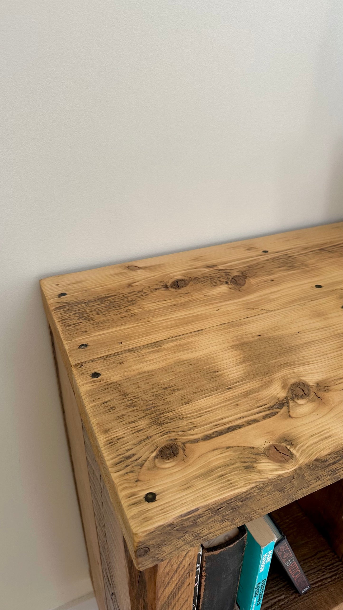 27” L Rustic Wood Vinyl / Storage Table